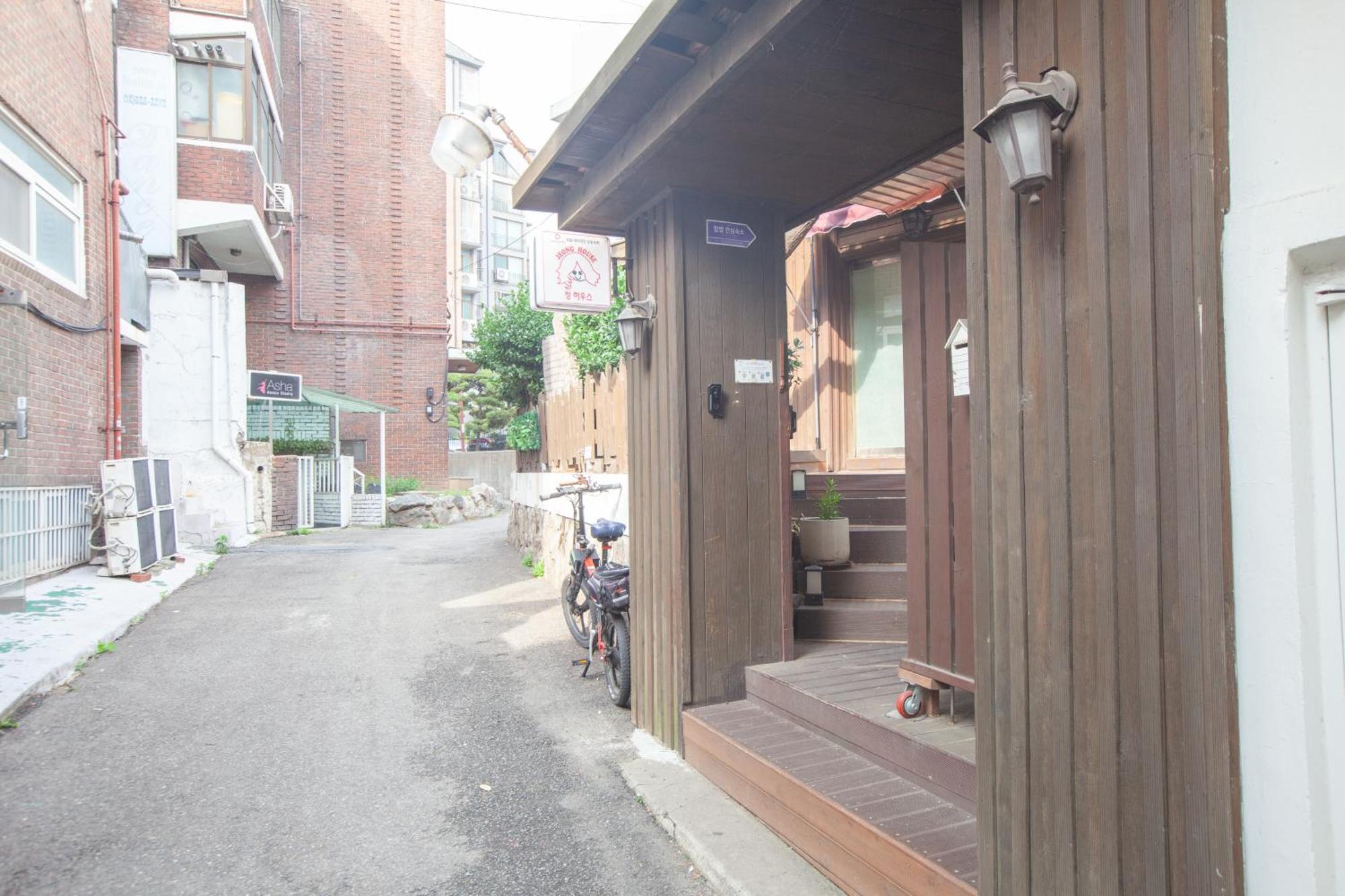 Jeong House Hotell Seoul Exteriör bild
